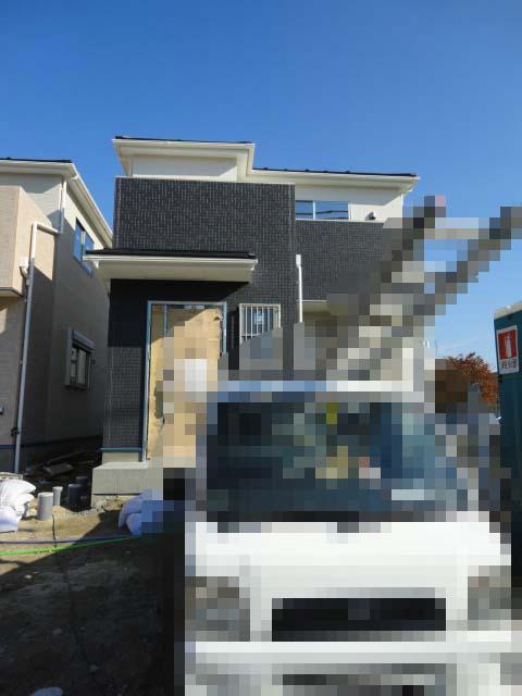 Local appearance photo. November 14 shooting