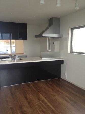 Living. Spacious living room