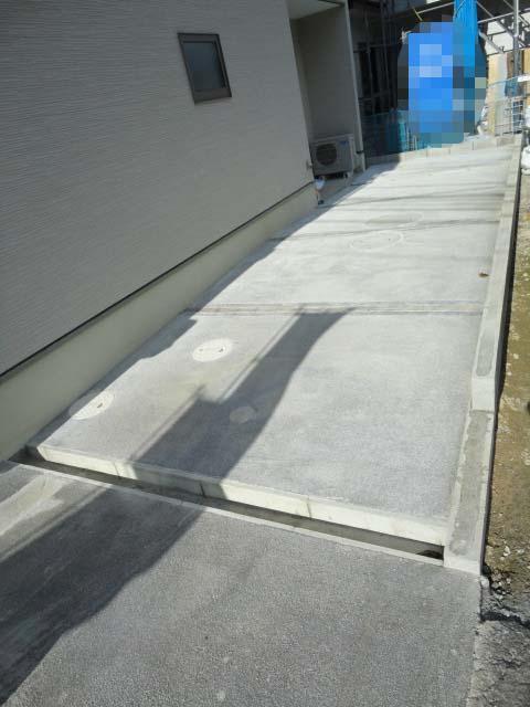 Local appearance photo. Parking lot