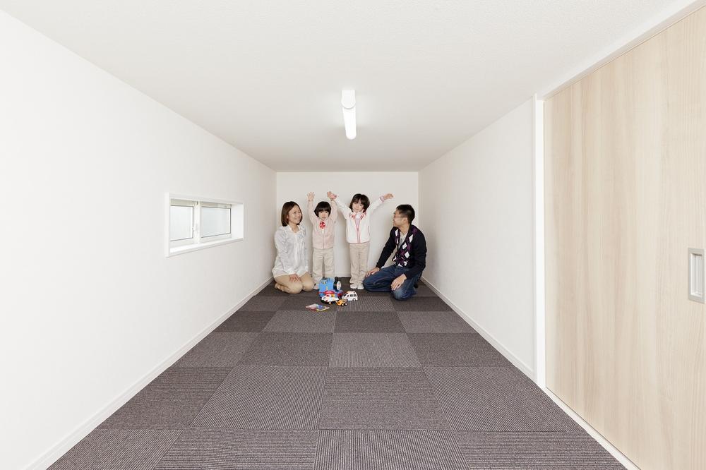 Non-living room. Our construction cases