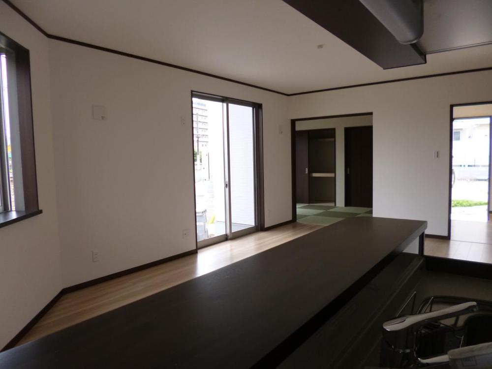 Living. (June 2013) Shooting