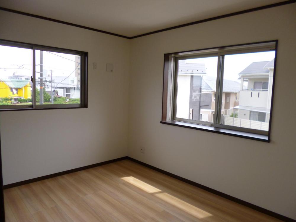 Non-living room. (June 2013) Shooting