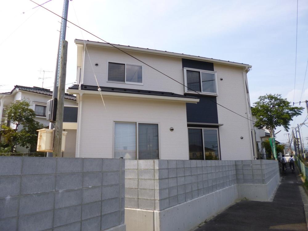 Local appearance photo. (June 2013) Shooting