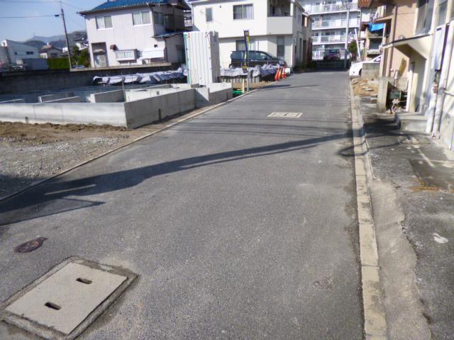 Local photos, including front road. Local (12 May 2013) Shooting