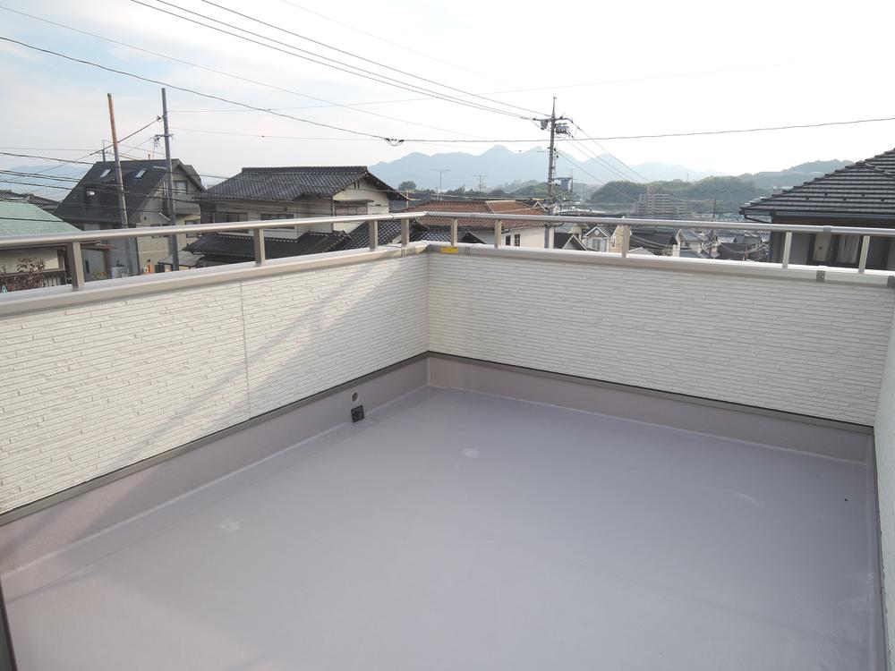 Balcony. Local (11 May 2013) Shooting