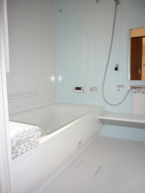 Same specifications photo (bathroom). Same specifications