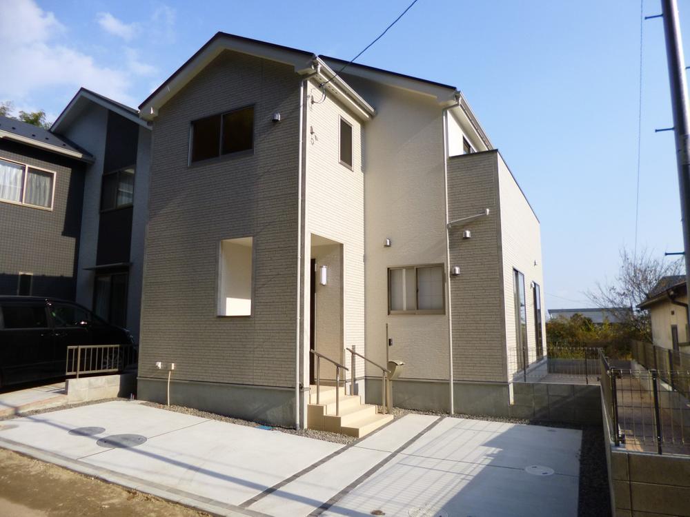 Local appearance photo. (December 2013) Shooting