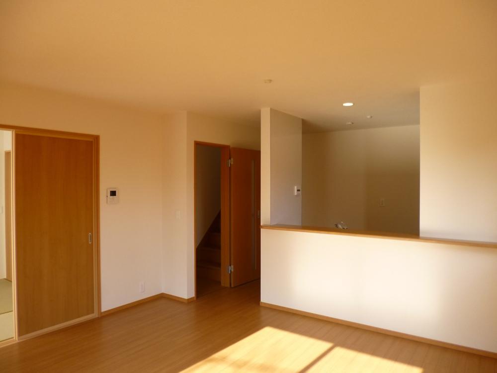 Living. (December 2013) Shooting