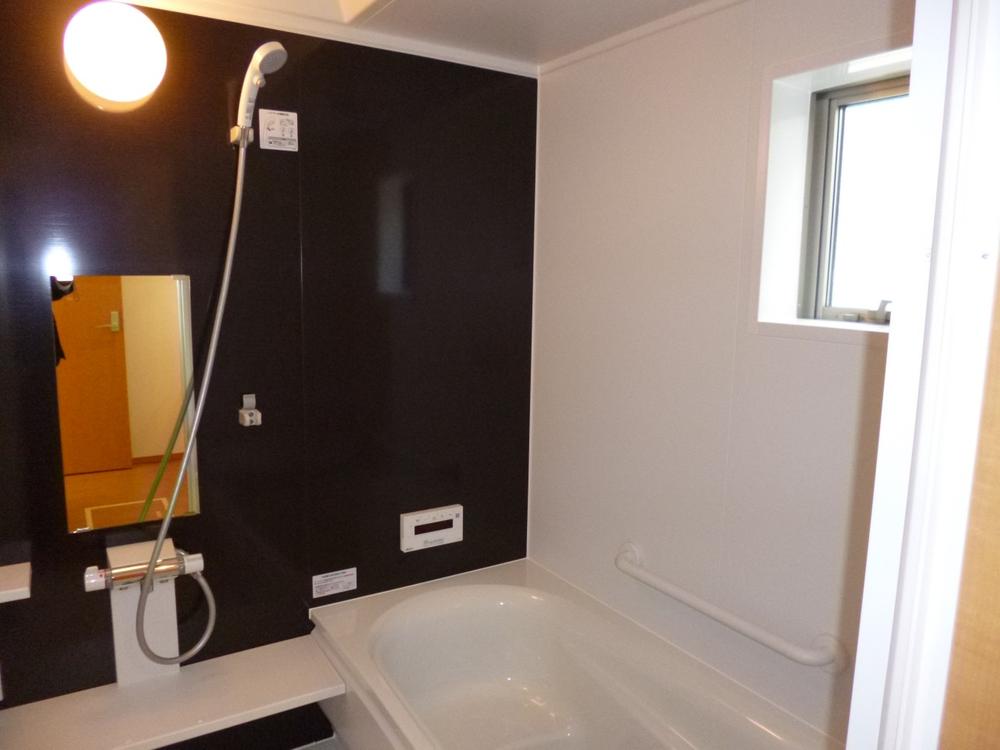 Bathroom. (December 2013) Shooting