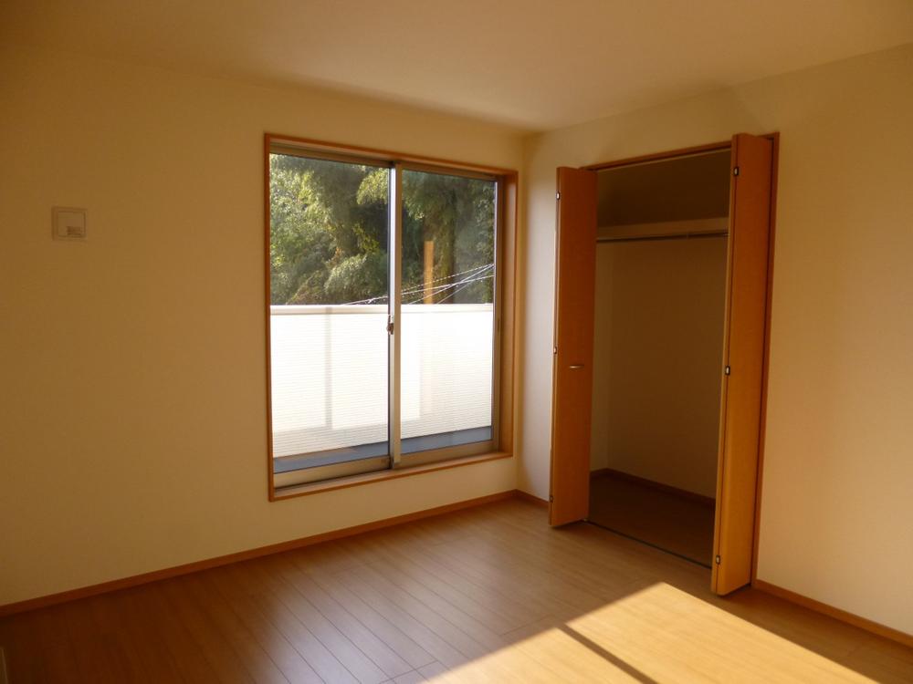 Non-living room. (December 2013) Shooting