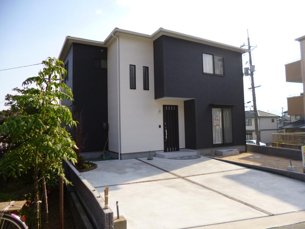 Local appearance photo. (October 2013) Shooting