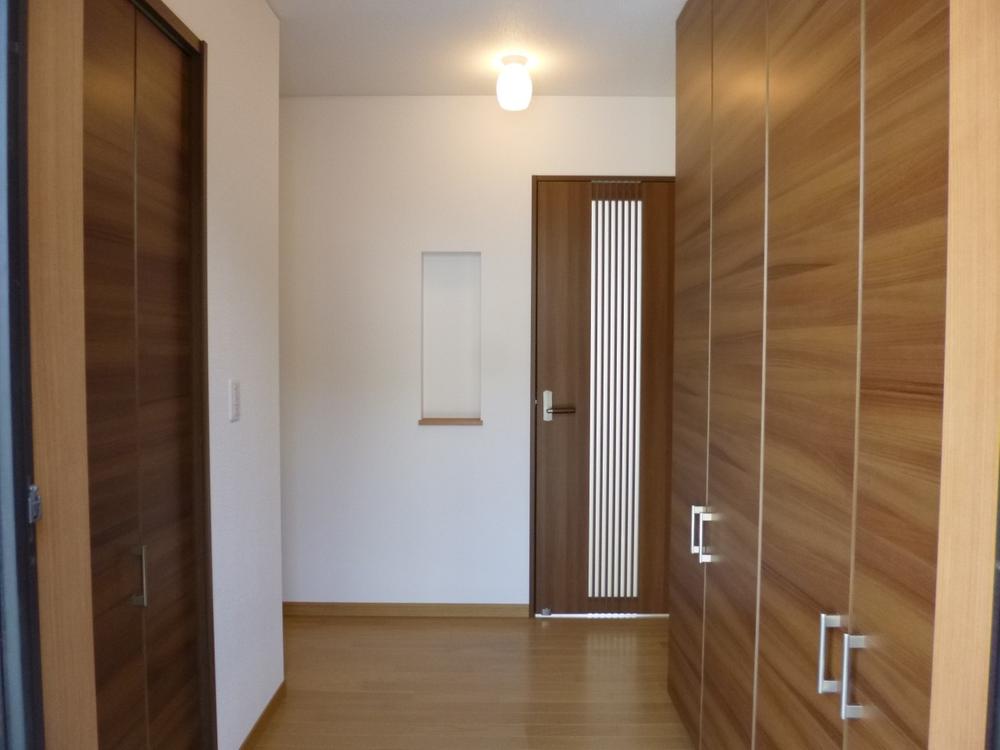 Entrance. (October 2013) Shooting