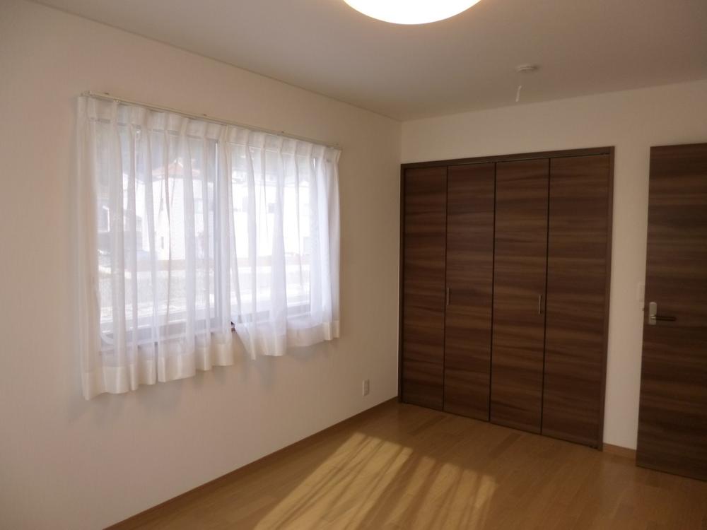 Non-living room. (October 2013) Shooting