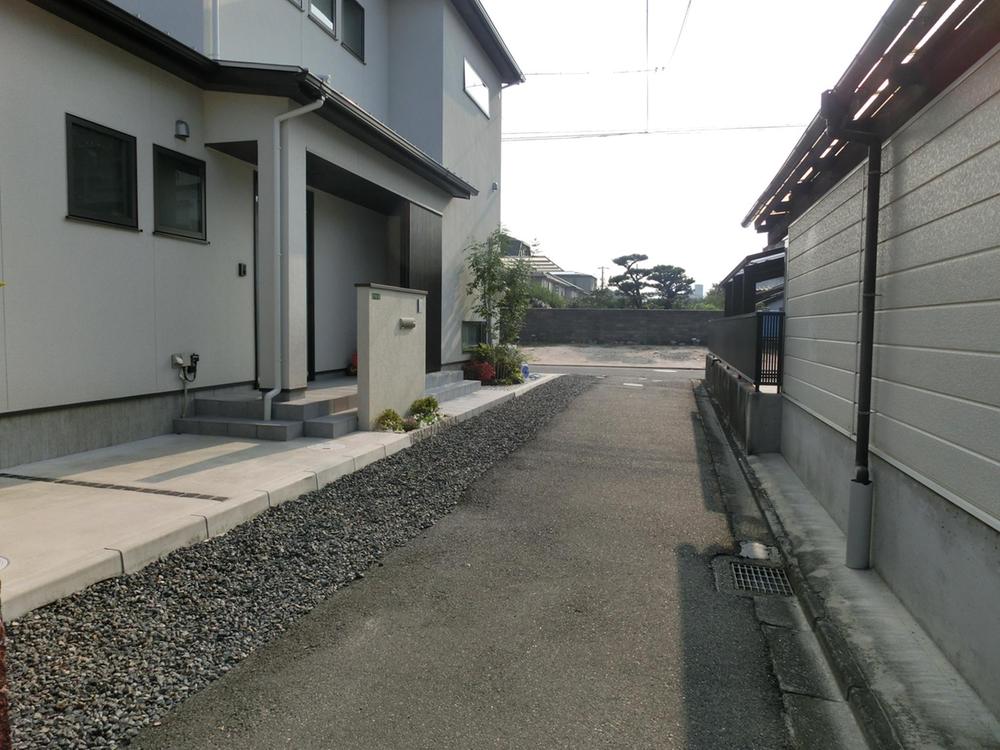 Local photos, including front road