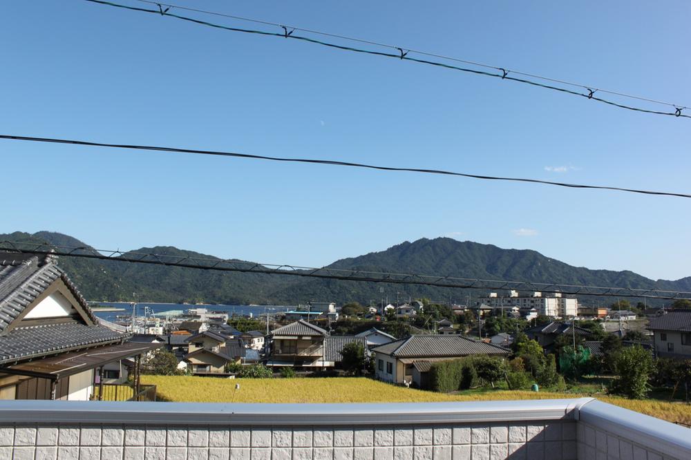 View photos from the dwelling unit