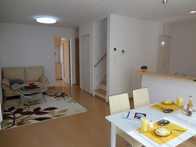 Living. Spacious 17.5LDK!