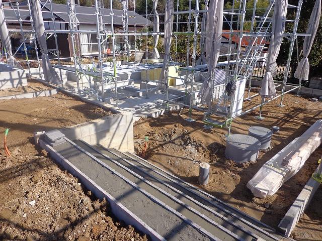 Local appearance photo. Local (12 May 2013) Shooting