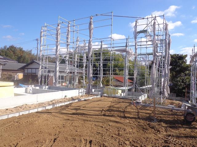 Local appearance photo. Local (12 May 2013) Shooting