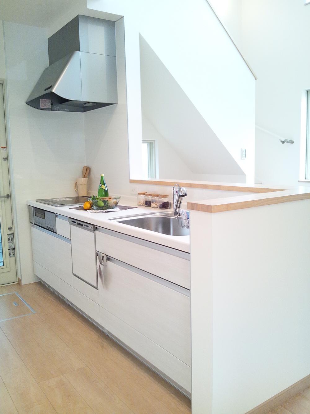 Kitchen. Colors with a clean.