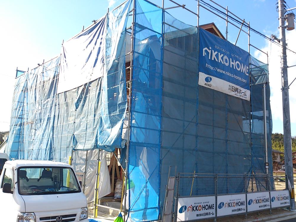 Local appearance photo. Local (12 May 2013) towards the completion of the shooting in mid-February, It is under construction. Guests move from mid-February.