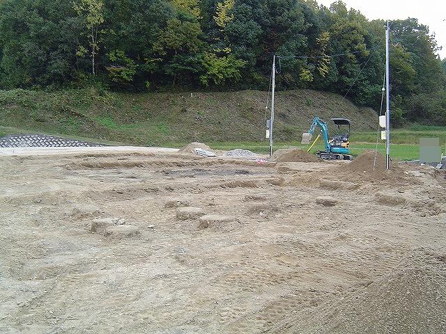 Local appearance photo. Local (11 May 2013) Shooting