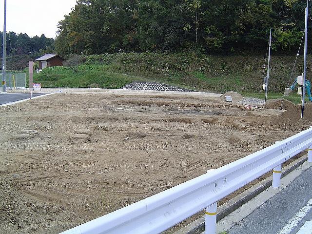 Local appearance photo. Local (11 May 2013) Shooting