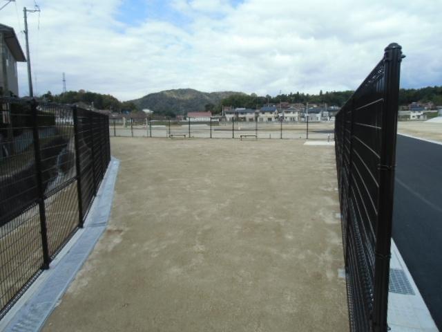 Local photos, including front road