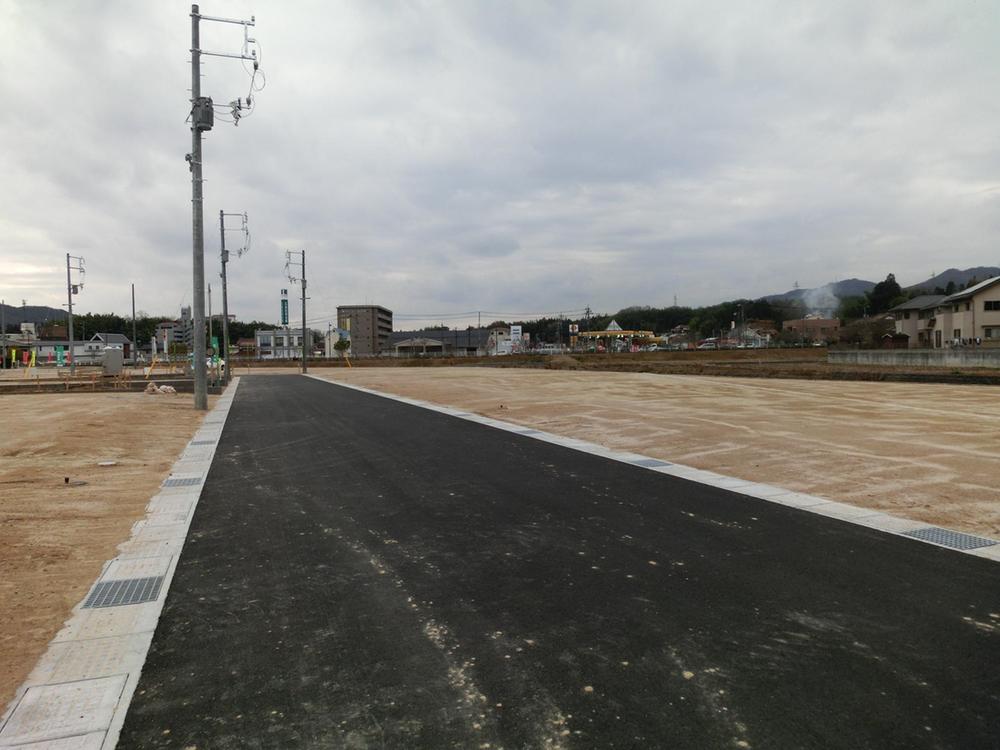 Local photos, including front road