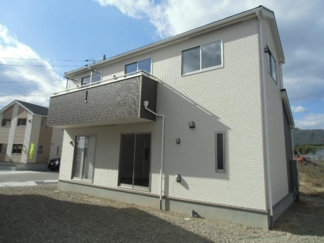 Local appearance photo