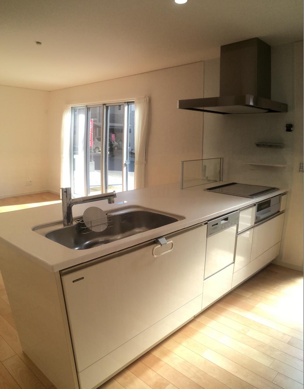 Kitchen. While the family conversation can also cook a full open kitchen