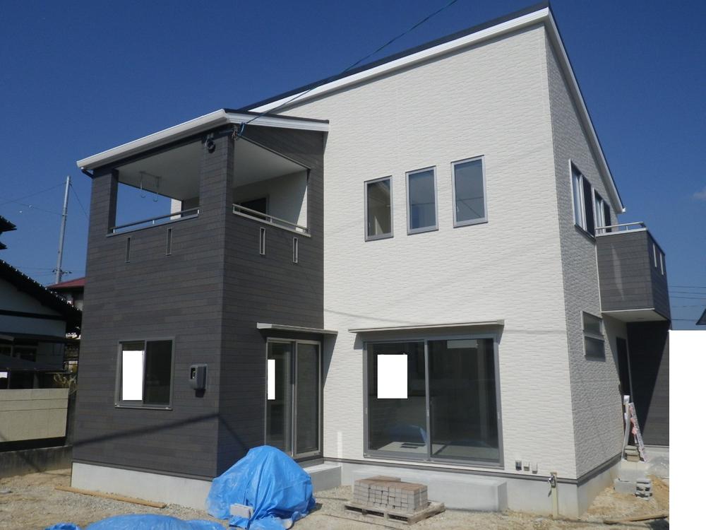 Local appearance photo. Local (10 May 2013) Shooting