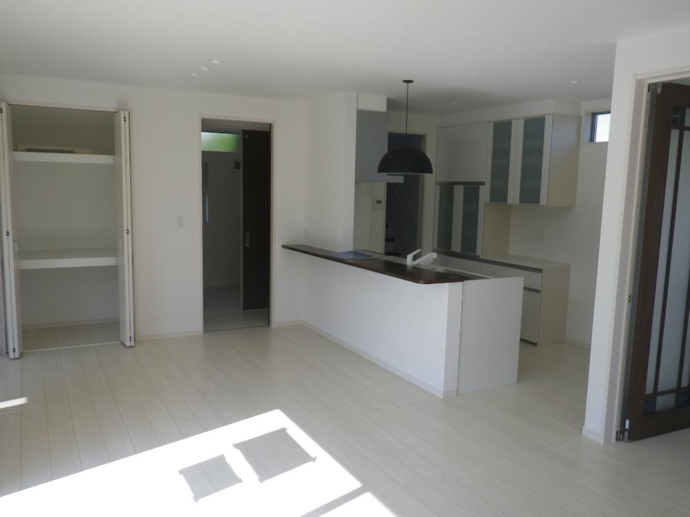 Living. Indoor (10 May 2013) Shooting