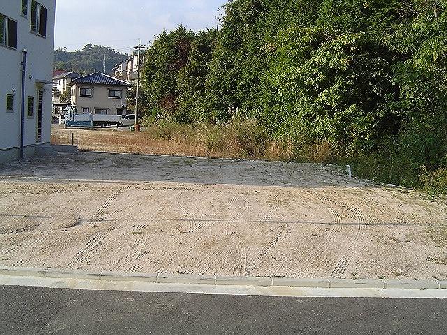 Local appearance photo. Local (11 May 2013) Shooting