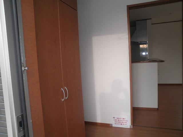 Other introspection. Indoor (10 May 2013) Shooting