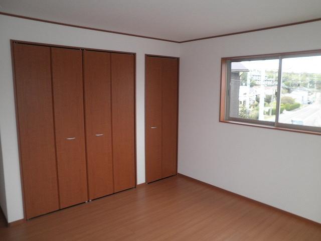 Non-living room. Indoor (10 May 2013) Shooting