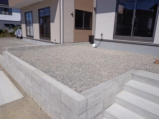 Local appearance photo. Local (10 May 2013) Shooting