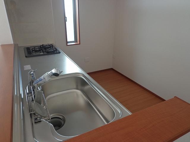 Kitchen. Indoor (10 May 2013) Shooting