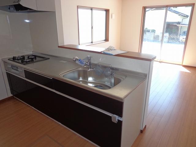 Kitchen. Bright feels LDK!  You momentum conversation of family