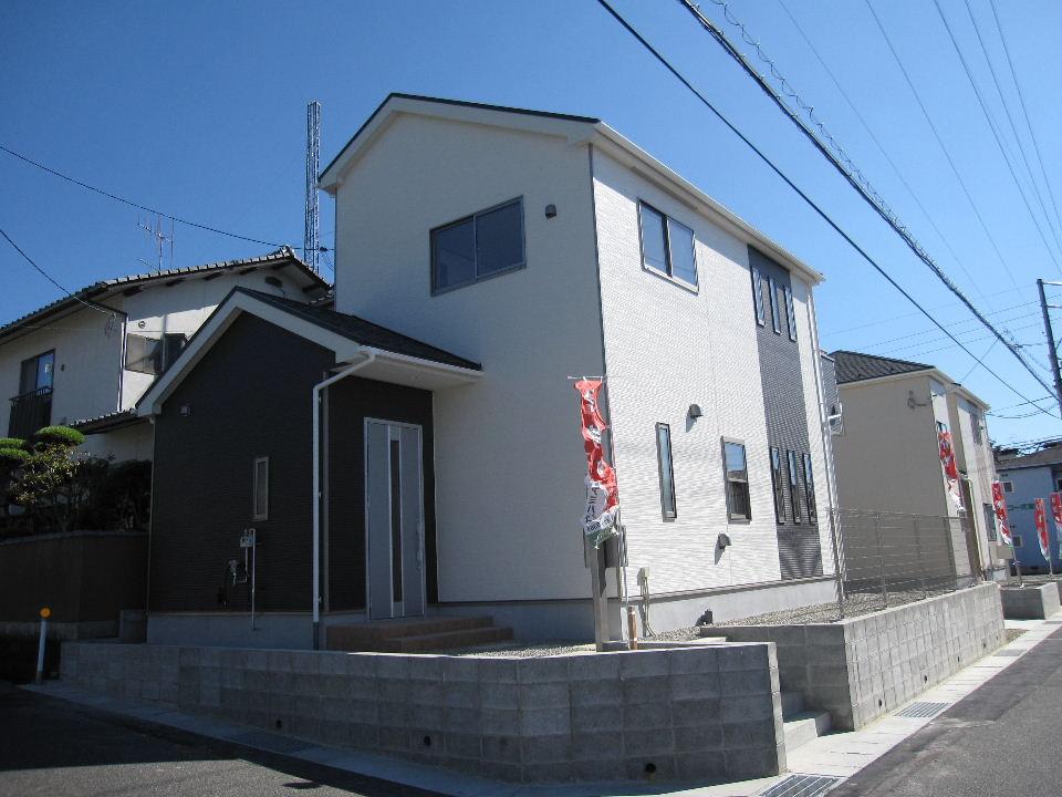 Local photos, including front road