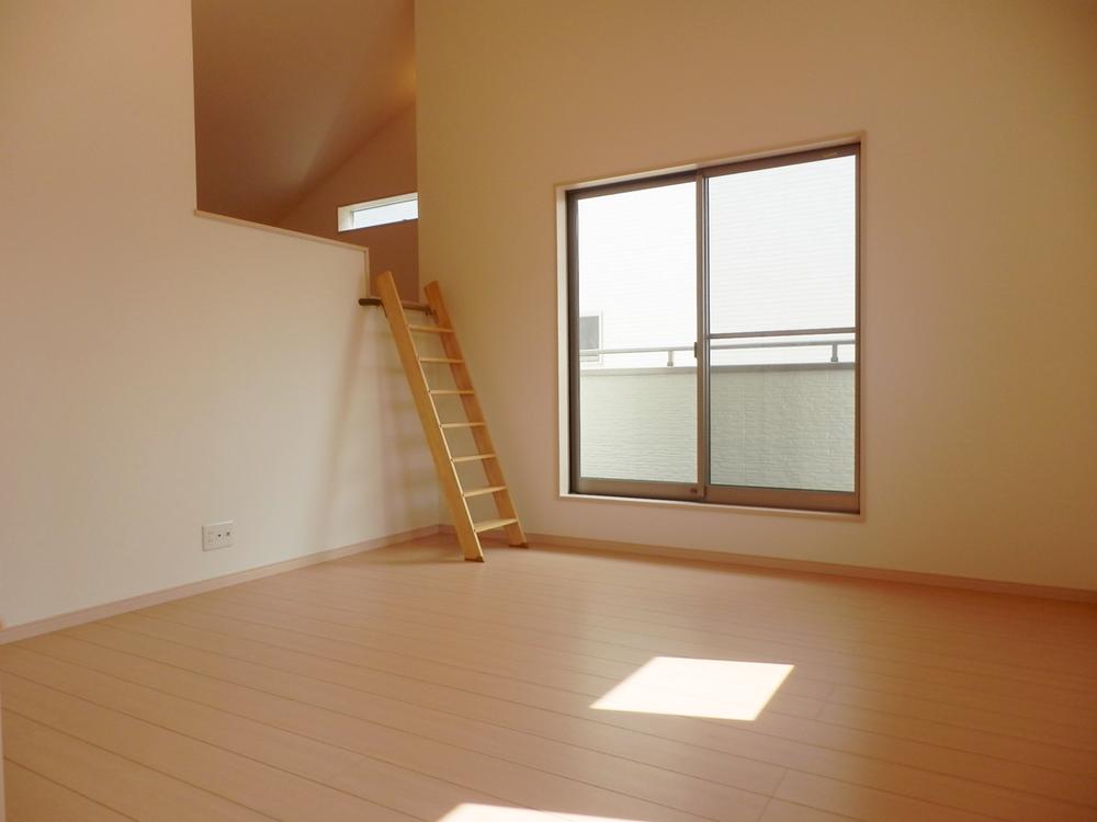 Non-living room. Room (August 2013) Shooting