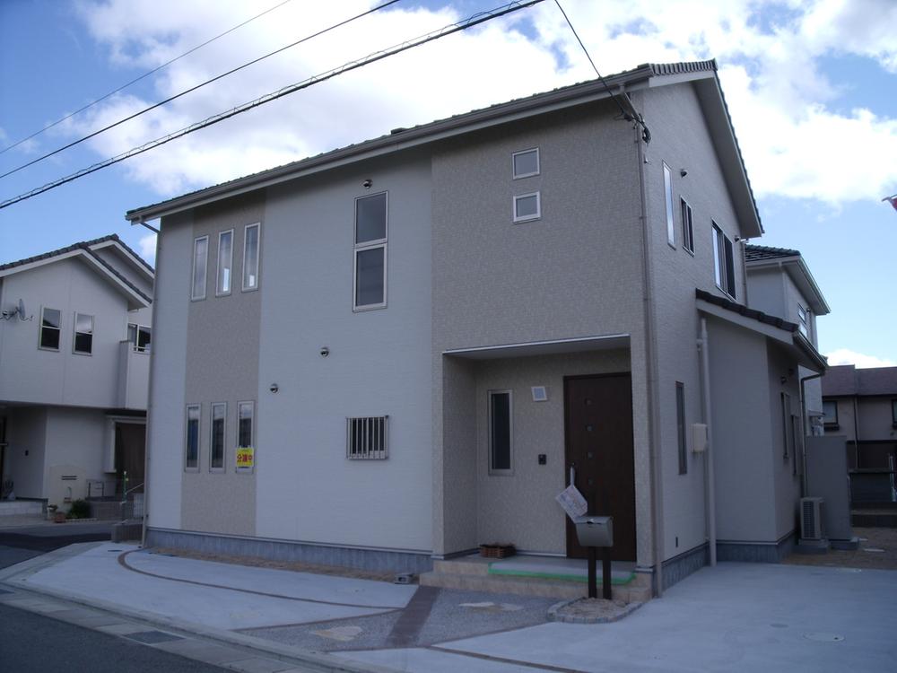 Local appearance photo