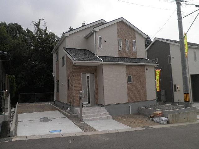 Local appearance photo. Super near shopping convenient! 