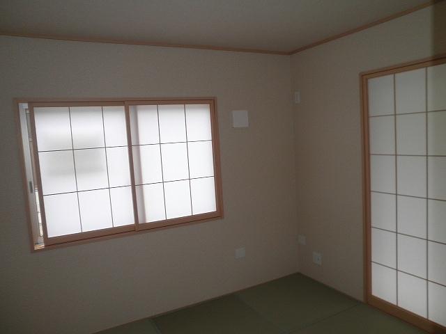 Other introspection. Indoor (September 2013) Shooting