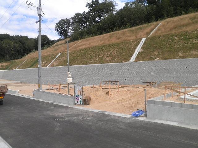 Local appearance photo. Local (11 May 2013) Shooting