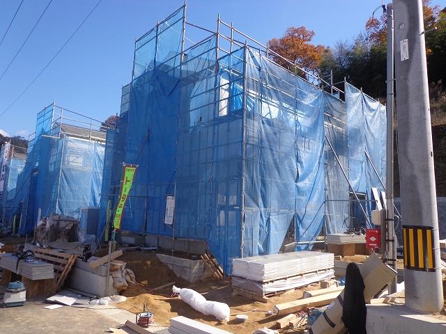 Local appearance photo. Local (12 May 2013) Shooting