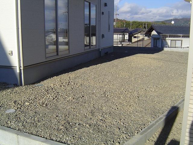 Local appearance photo. Local (11 May 2013) Shooting