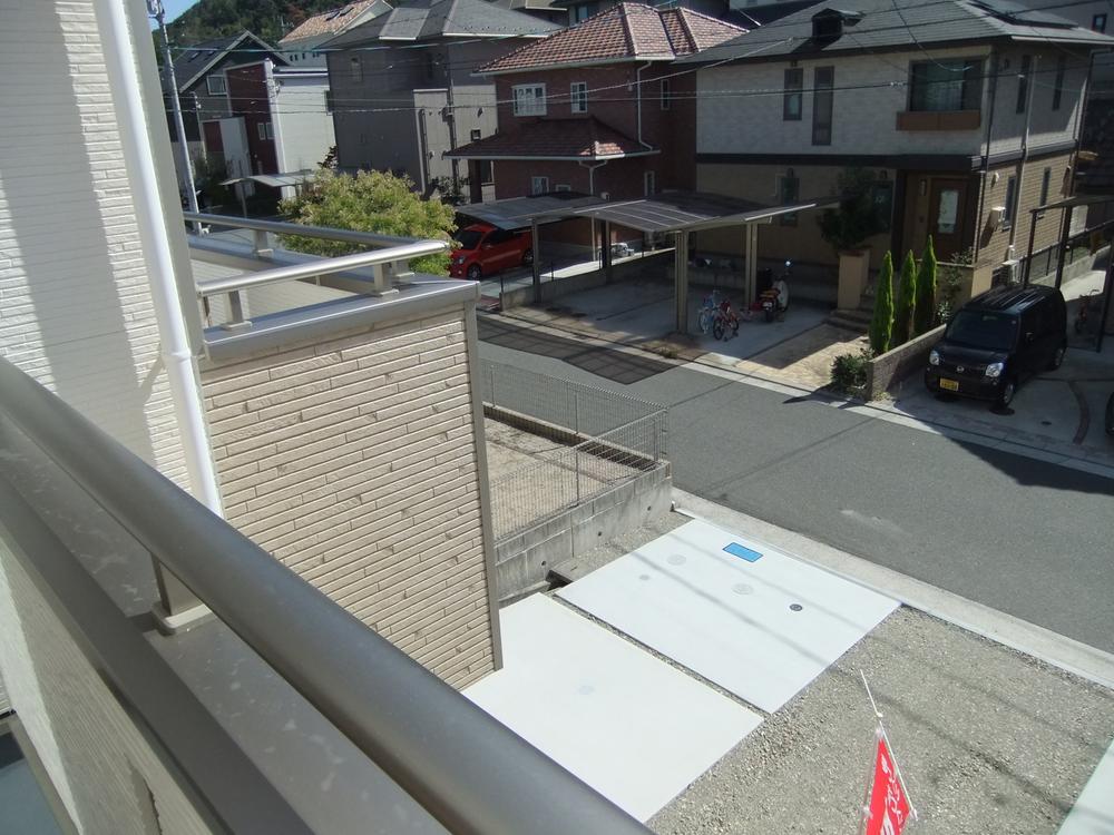 View photos from the dwelling unit. View from the site (October 2013) Shooting