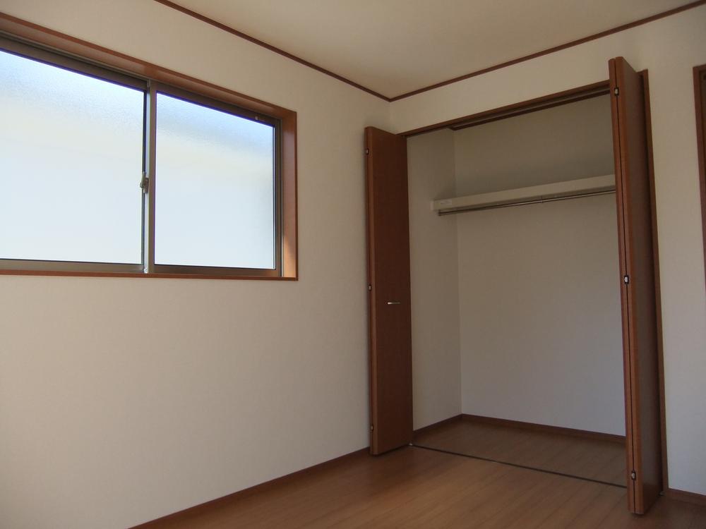 Non-living room. Indoor (10 May 2013) Shooting