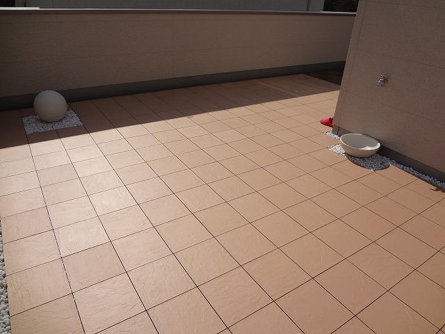 Balcony. Local (February 2013) Shooting