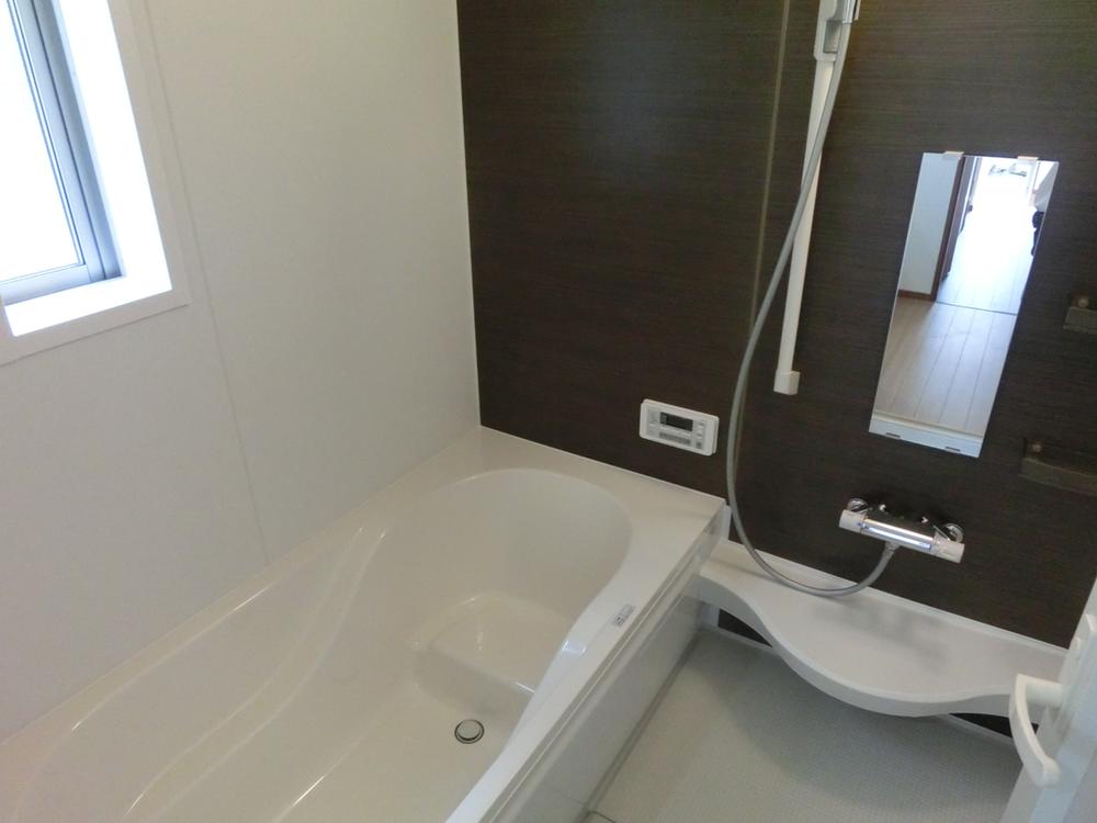 Bathroom. (September 2013) Shooting